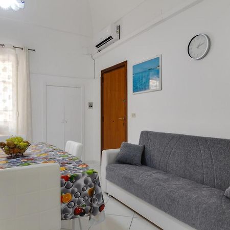 Dimora Del Delfino Curioso Appartement Lecce Buitenkant foto