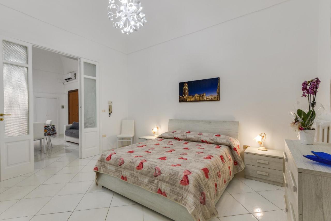 Dimora Del Delfino Curioso Appartement Lecce Buitenkant foto